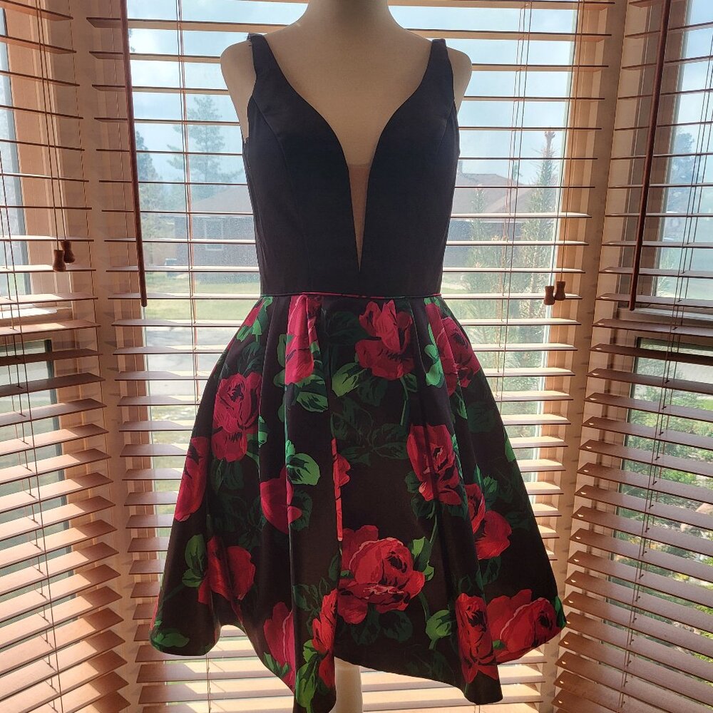 Sherri Hill Black/Floral Dress Size 0